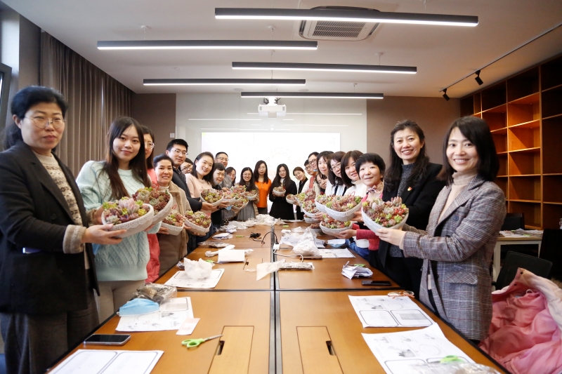 1647855537585288.jpg “多肉花园DIY”花艺活动-2.jpg