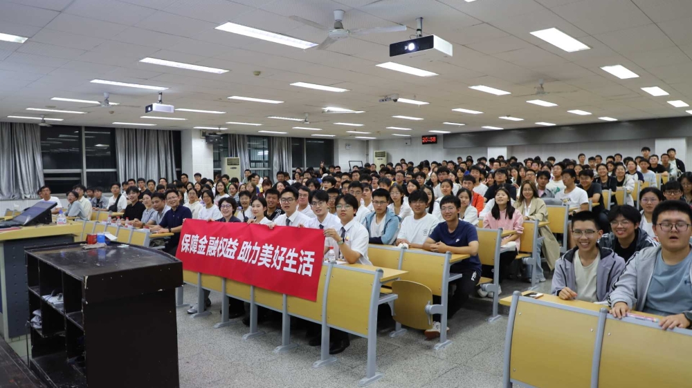 1758612819759360.jpg 33.jpg